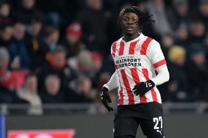 罗马诺：引进加纳乔无望，勒沃库森有意埃因霍温边锋巴卡约科