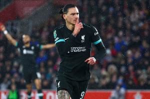 罗马诺：利雅得新月正与努涅斯敲定合同细节，然后球员就可以体检