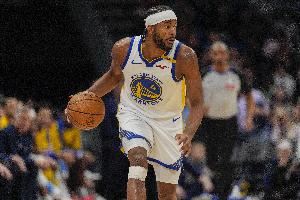 进步明显！穆迪15分钟9中7&三分7中5射落19分 另有1助1断