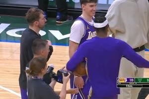 范德比尔特：NBA首分是很了不起的成就 很高兴蒂耶罗拿到比赛用球